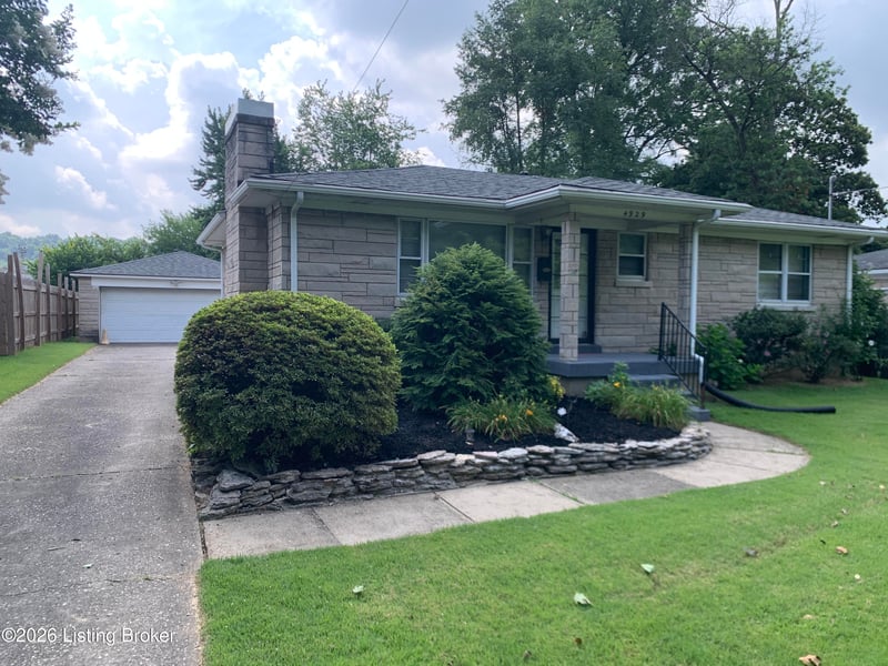 4929 Fielding Way, Louisville, KY 40216