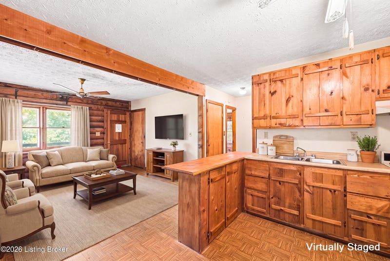 495 E Valleyview Dr, Mt Washington, KY 40047