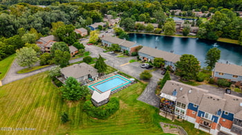 5002 Marina Cv, Prospect, KY 40059