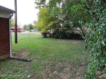 5008 Mansfield Ln, Louisville, KY 40218