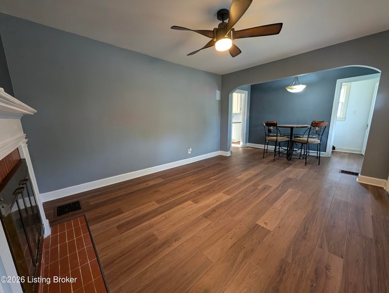 5010 Laughlin Ave, Louisville, KY 40214