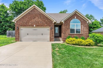 502 Meadowcrest Dr, Mt Washington, KY 40047
