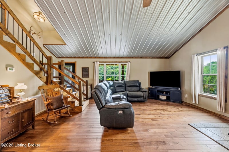 505 Brewster Rd, Summer Shade, KY 42166