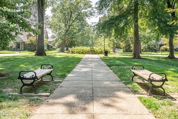 507 Breckenridge Ln, Louisville, KY 40207