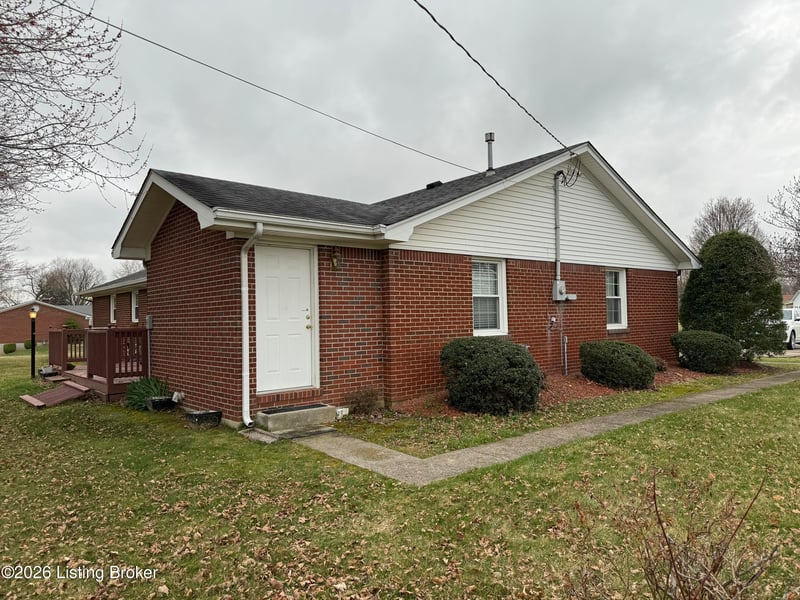 51 Circle Crest Rd, Hodgenville, KY 42748