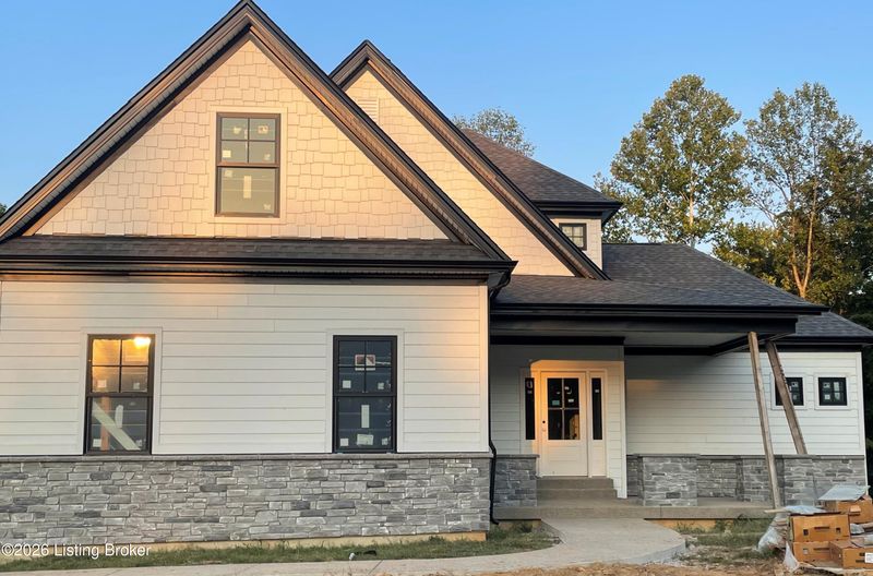 5100 Sycamore Ridge Ln, La Grange, KY 40031