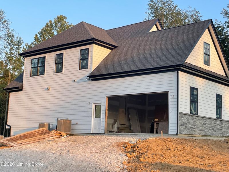 5100 Sycamore Ridge Ln, La Grange, KY 40031