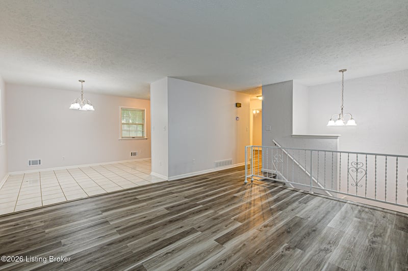 5101 Mt Marcy Rd, Louisville, KY 40216