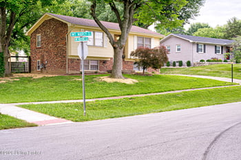 5101 Mt Marcy Rd, Louisville, KY 40216