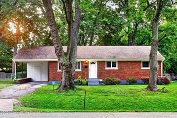 5105 Braidwood Dr, Louisville, KY 40219
