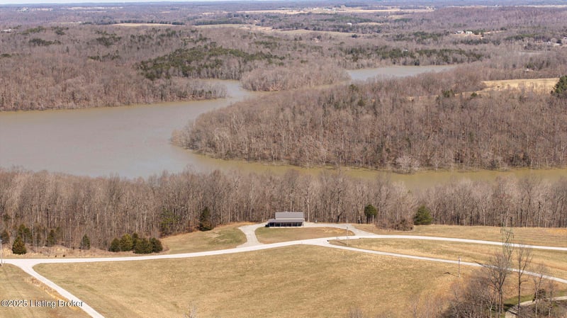 511 Indian Cliff Rd, Clarkson, KY 42726