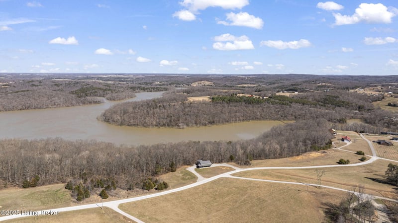 511 Indian Cliff Rd, Clarkson, KY 42726