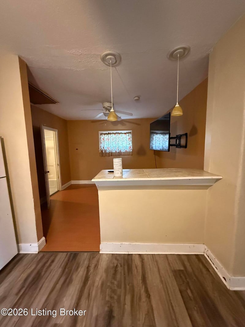 512 Camden Ave, Louisville, KY 40215