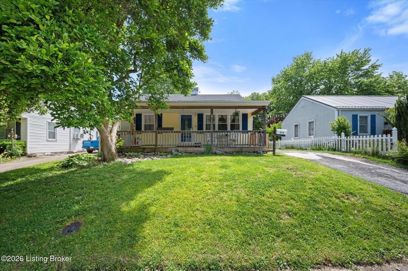 513 Village Dr, Elizabethtown, KY 42701