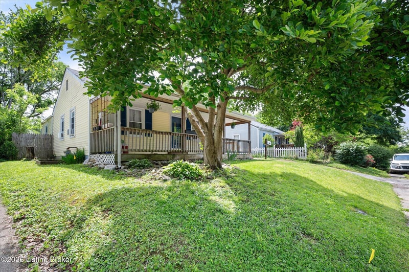 513 Village Dr, Elizabethtown, KY 42701