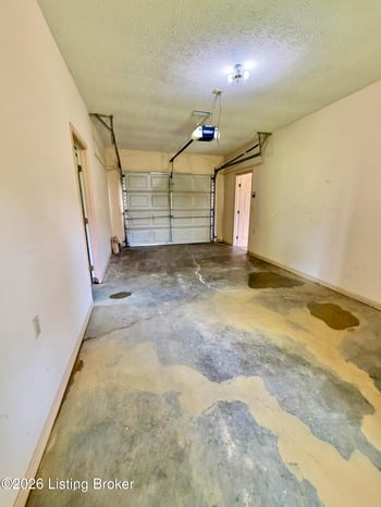 516 N Walnut St, Springfield, KY 40069