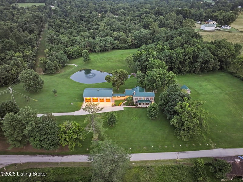 5176 Botts Ln, Petersburg, KY 41080