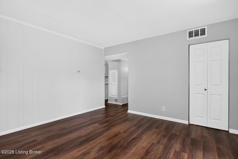 5200 Alba Way, Louisville, KY 40213