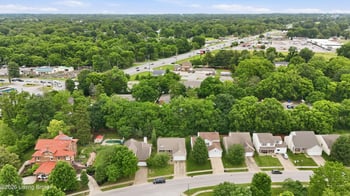 5201 Bannon Crossings Dr, Louisville, KY 40218