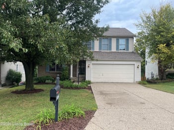 5208 Rainmaker Ct, Louisville, KY 40229