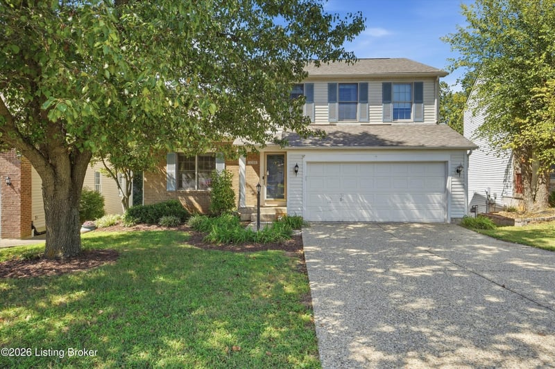 5208 Rainmaker Ct, Louisville, KY 40229