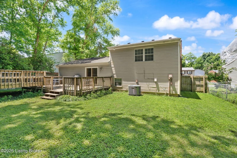 5211 Baywood Dr, Louisville, KY 40241