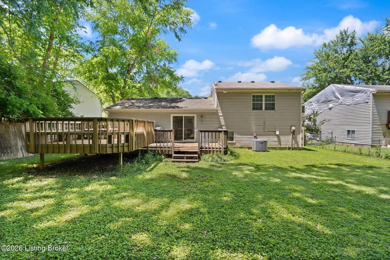 5211 Baywood Dr, Louisville, KY 40241