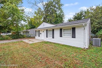 5212 Cedrus Cir, Louisville, KY 40213
