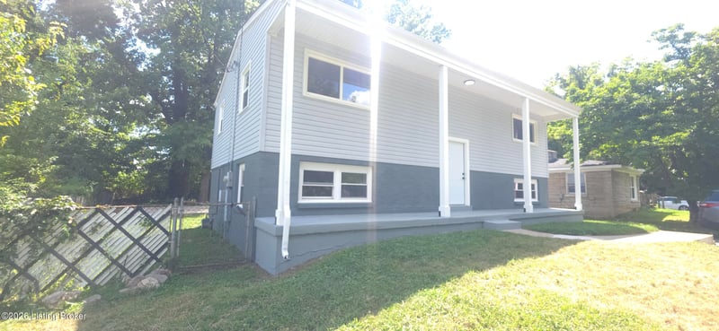 5212 E Indian Trl, Louisville, KY 40218