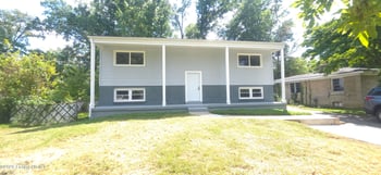 5212 E Indian Trl, Louisville, KY 40218