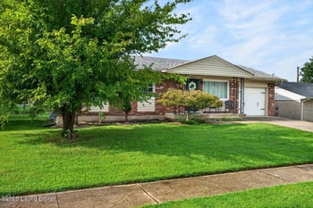 5212 Rookwood Ave, Louisville, KY 40218