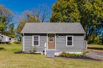 5219 Maple Spring Dr, Louisville, KY 40229