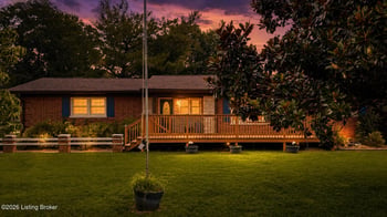 5225 Venus Dr, Louisville, KY 40258