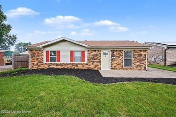 5230 Mt Holyoke Dr, Louisville, KY 40216
