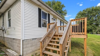 525 Leavette Ave, Leitchfield, KY 42754