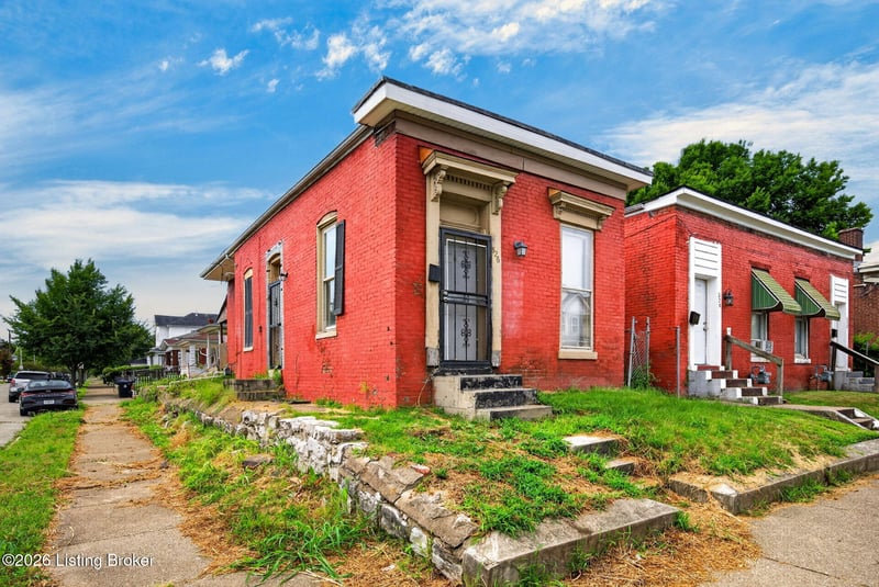 526 Dr W J Hodge St, Louisville, KY 40203