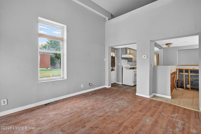 526 Dr W J Hodge St, Louisville, KY 40203