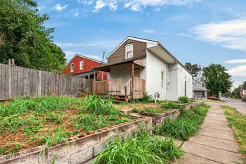 526 Dr W J Hodge St, Louisville, KY 40203