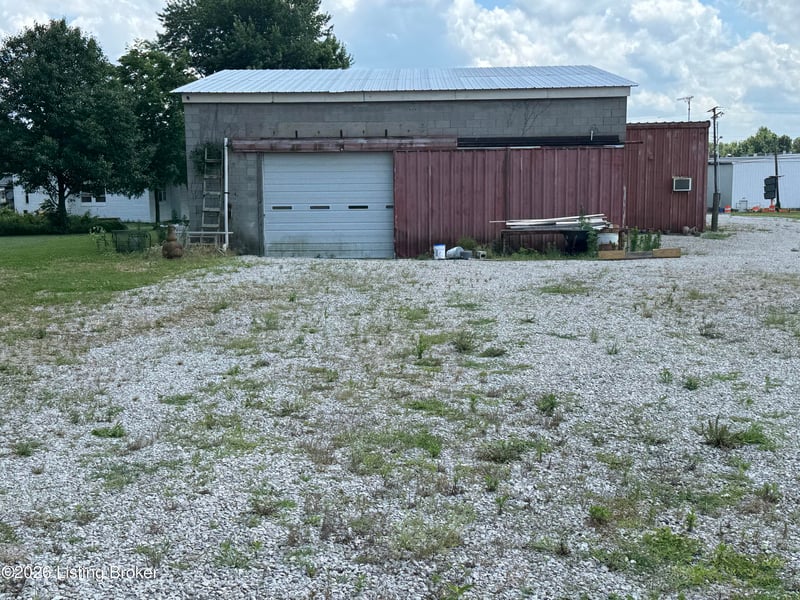 529 W Main St, Leitchfield, KY 42754