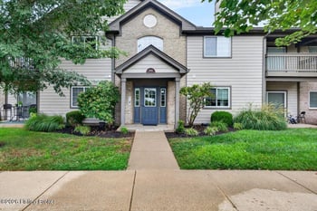 5301 Pacer Ln #APT 102, Louisville, KY 40241