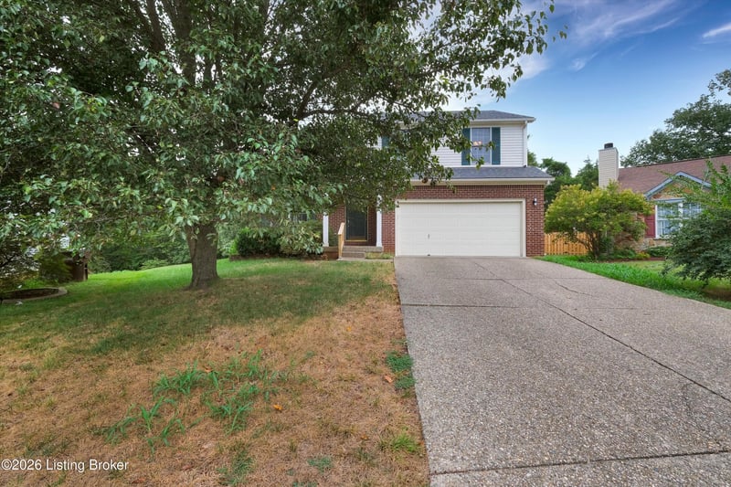 5304 Wild River Ct, Louisville, KY 40229