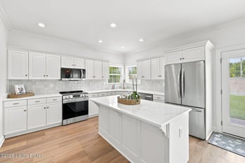 5304 Wolfpen Woods Dr, Prospect, KY 40059
