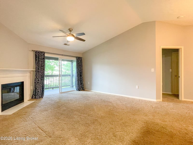 5305 Pacer Ln #204, Louisville, KY 40241