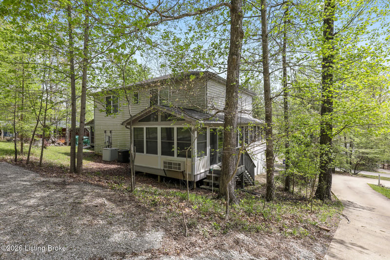 531 Lakeshore Dr, Leitchfield, KY 42754