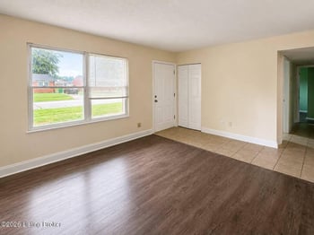 5337 Logwood Ave, Louisville, KY 40272