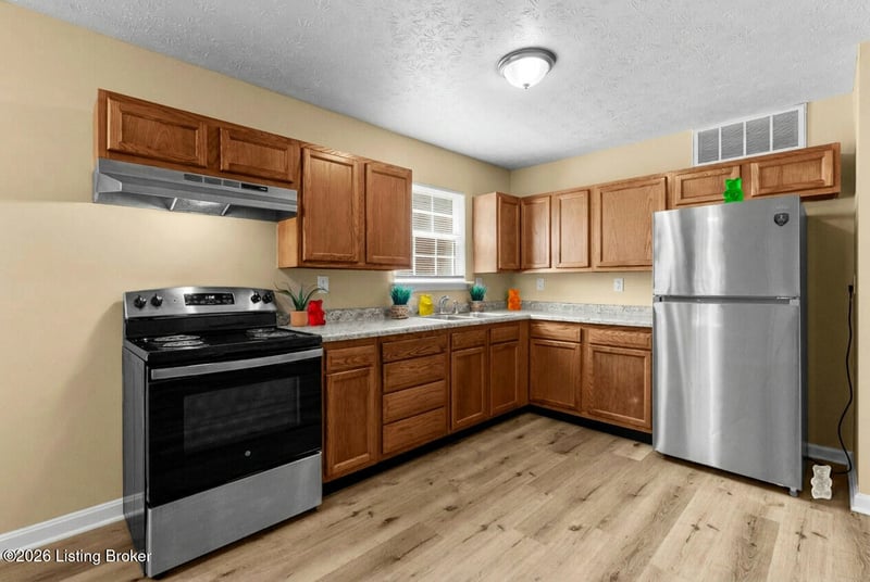 536 Dr W J Hodge St, Louisville, KY 40203