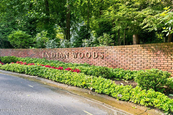 5403 Indian Woods Dr, Louisville, KY 40207
