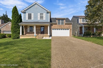 5404 Bannon Crossings Dr, Louisville, KY 40218