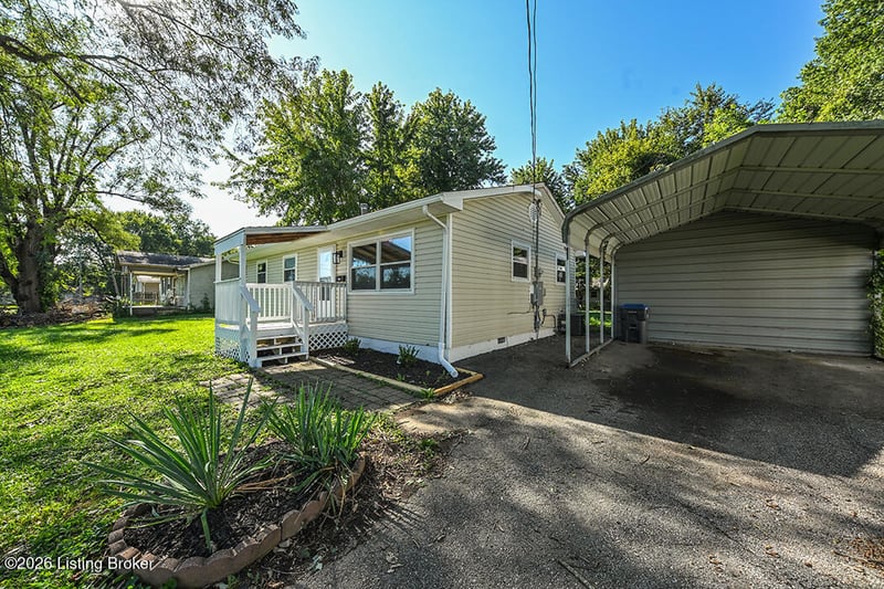 5404 Catalina Ave, Louisville, KY 40272