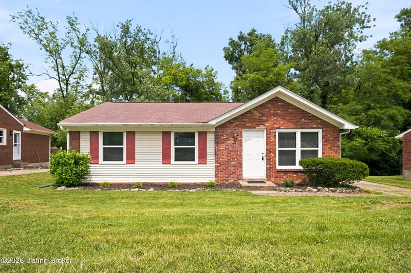 5406 Windy Willow Dr, Louisville, KY 40241